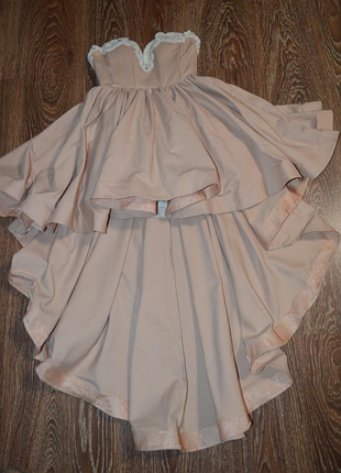 Платье праздничное