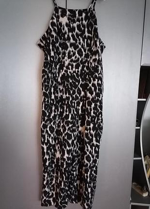 Комбінезон с кюлотами