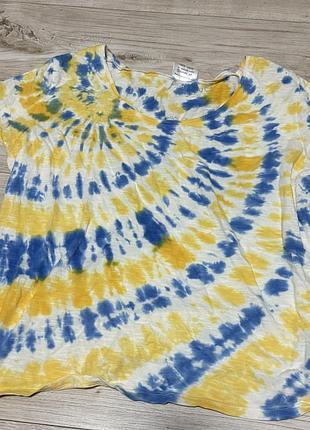 Патріотична футболка тай-дай