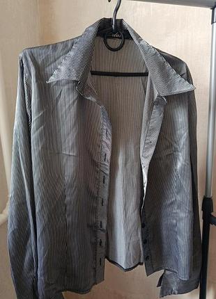 Красивая женская рубашка