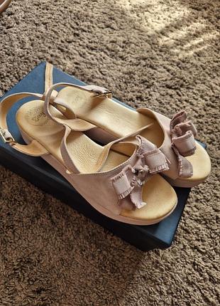 Босоножки day, швейцария