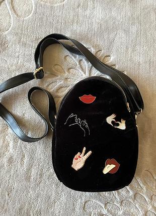 Шикарна сумочка -рюкзачок для юної леді