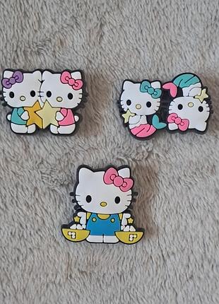 Джибитсы hello kitty, джибитсы хелоу киты, украшения для кроксов шармы,джибитсы хелоу котти кити,аниме2 фото
