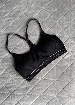 Топ спортивний