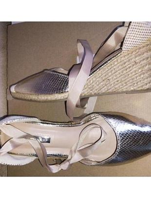 Босоножки туфли