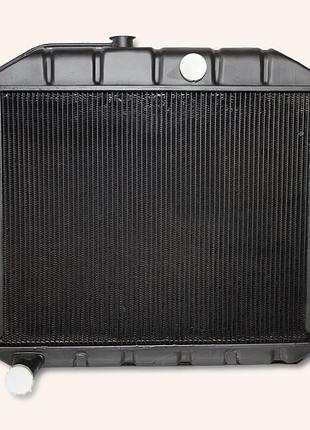 Радиатор водяного охлаждения зил -130 3-х рядный /130-1301007-б