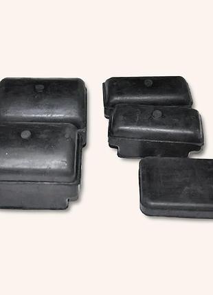 Комплект подушек задней рессоры газ-53 (5-шт)
