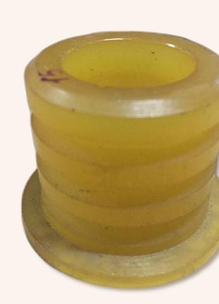 Втулка підресорювання кабіни маз задня н/о (h41xd45xd27) 6430-5001845