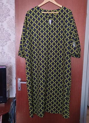 Продам новое женское батальное платье.