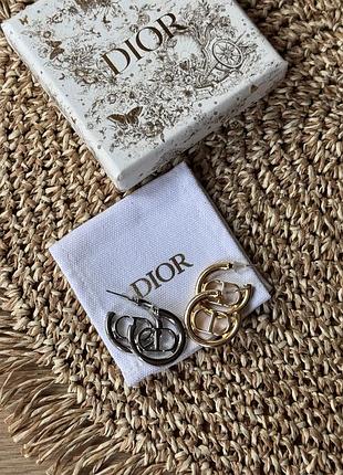 Ідеальний брендовий комплект сережок в золоті та сріблі dior😍