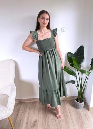 Стильное платье хаки плотное под лен