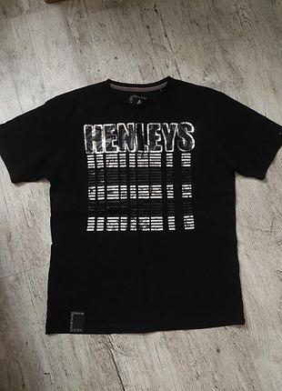 Футболка. henleys