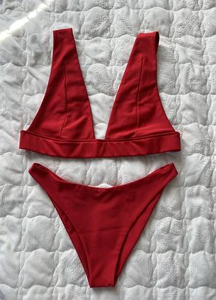 Червоний роздільний жіночий купальник