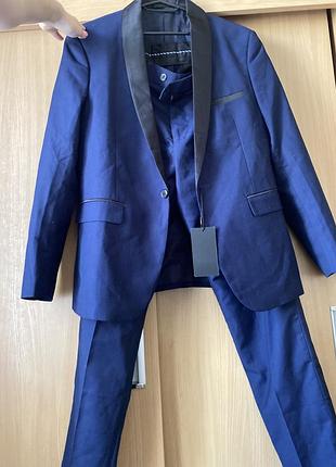 Костюм чоловічий s двійка