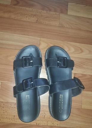 Шлепанцы на тракторной подошве