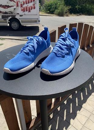 Новые лёгкие кроссовки кросівки нові