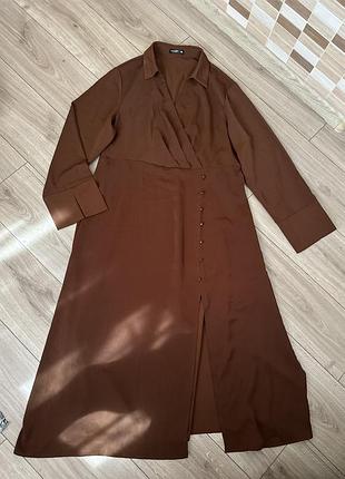 Шикарна сукня міді