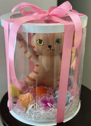 Подарок девочке-девушке мягкая игрушка с мыльными цветами в тубусе