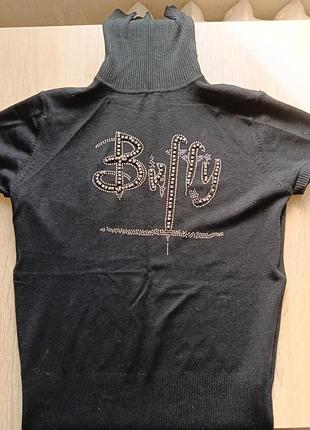 Теплая футболка без рукавов