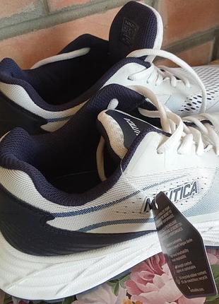 Кроссовки nautica