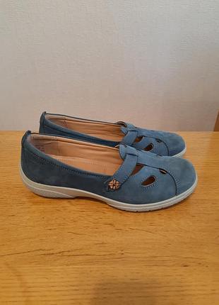 Женские туфли