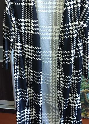 Кардиган в состоянии нового