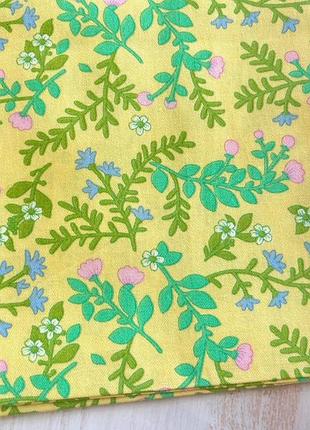 100% хлопковая ткань с ярким цветочным принтом , (40×50 см)