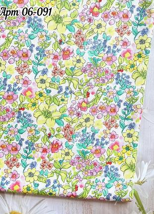 100% хлопковая ткань с ярким цветочным принтом , (40×50 см)