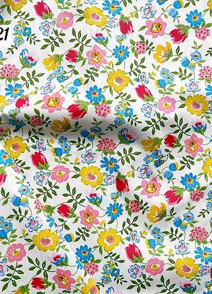 100% хлопковая ткань с ярким цветочным принтом , (40×50 см)