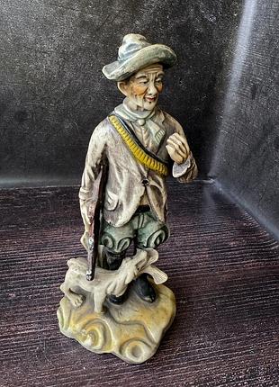 Вінтажна статуетка мисливець з собакою іспанія 20см (під реставрацію)