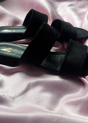 Шльопанці жіночі, 38 розмір