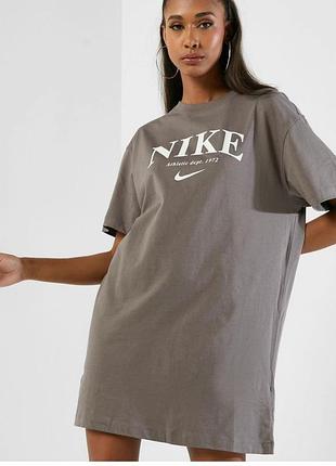 Футболка сукня nike