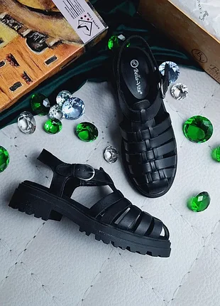 Bella vita оригінал чорні шкіряні сандалії