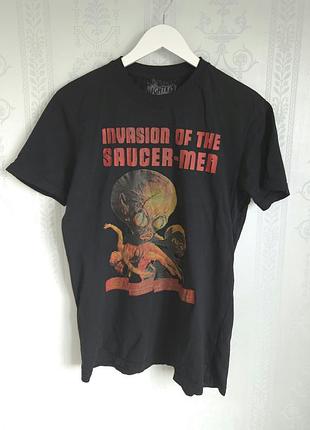 Мерч футболка invasion of the saucer-men