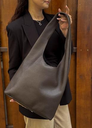 Роскошная женская сумка белая на плечо