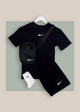 Мужской летний костюм