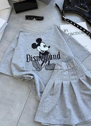 Костюм футболка та спідниця