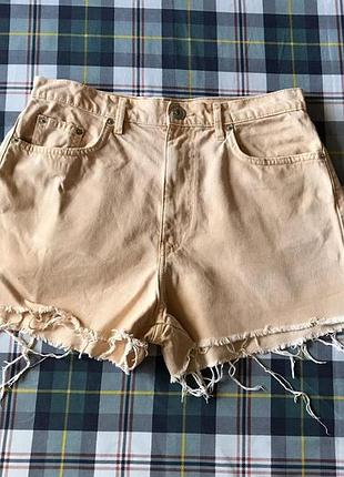 Женские джинсовые шорты  размер 46-48.