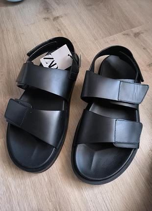 Санлалии из натуральной кожи zara