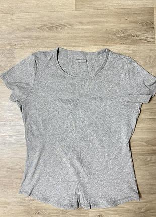 Футболка жіноча