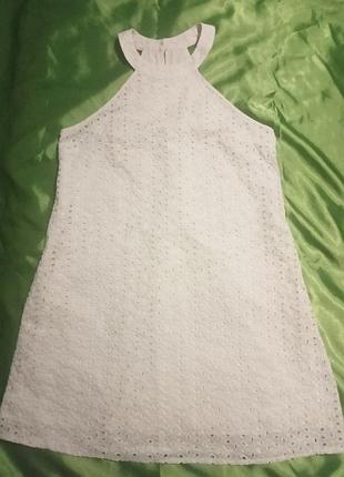 Женское короткое белое платье на лето трапецией из прошвы р-мир эu 40/42 фирмы shein