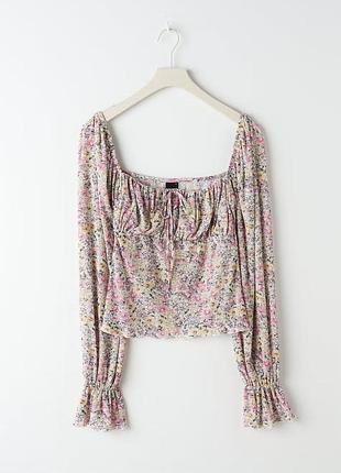 Топ в квітковий принт блуза