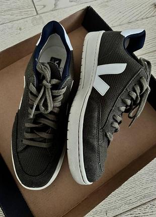 Veja v12 чоловічі кросівки французького бренду