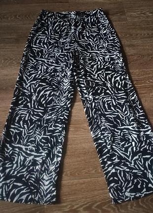 Хорошие штанишки. очень удобные 48-50 раз