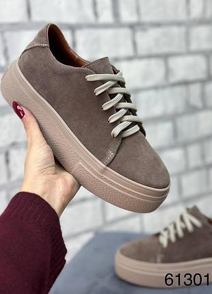 Кеди на потовщеній підошві натуральна замша