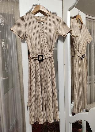 Сукня в горошок