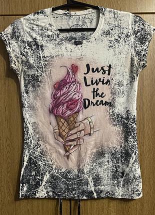 Футболка жіноча