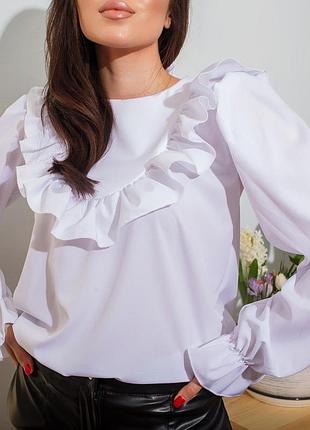 Жіноча блуза блузка з рюшами і рукавами ліхтариками вільного крою