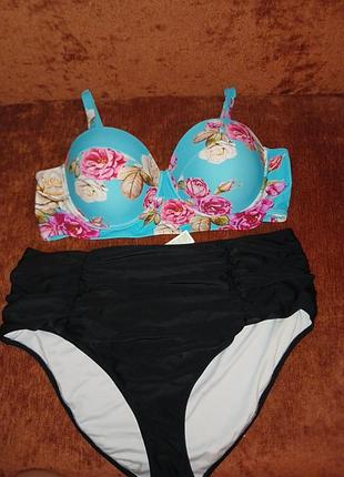 Новий купальник від cupshe, 3xl, не підійшов розмір .трусики сліпи на атсокій посадці. топ на брителях, має регулятори