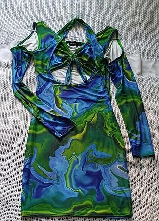 Стильне жіноче плаття